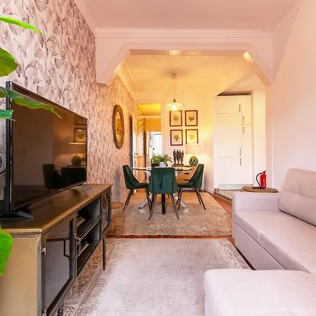 Sant'ana شقة *